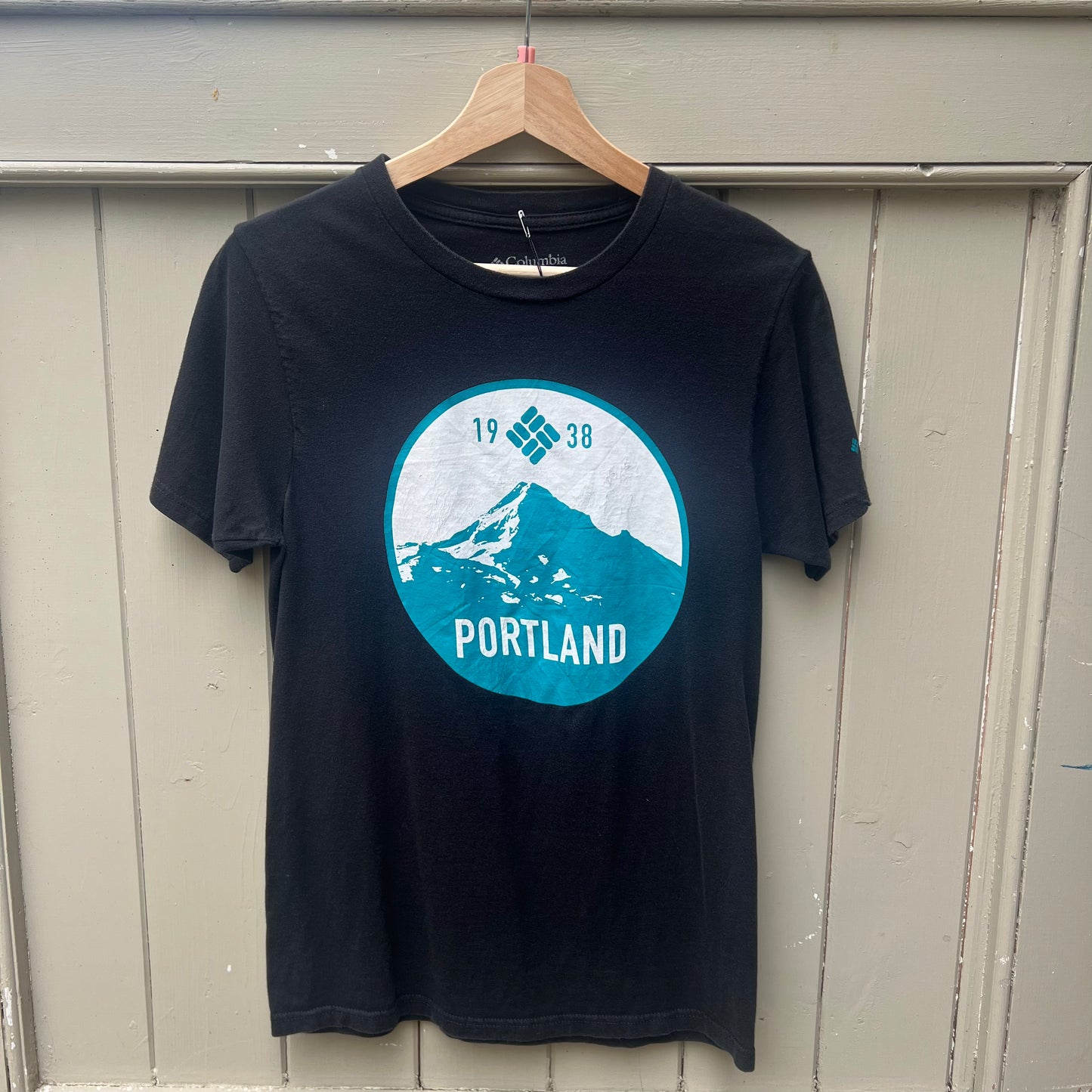 771 Columbia Graphic T-shirt, Size Small