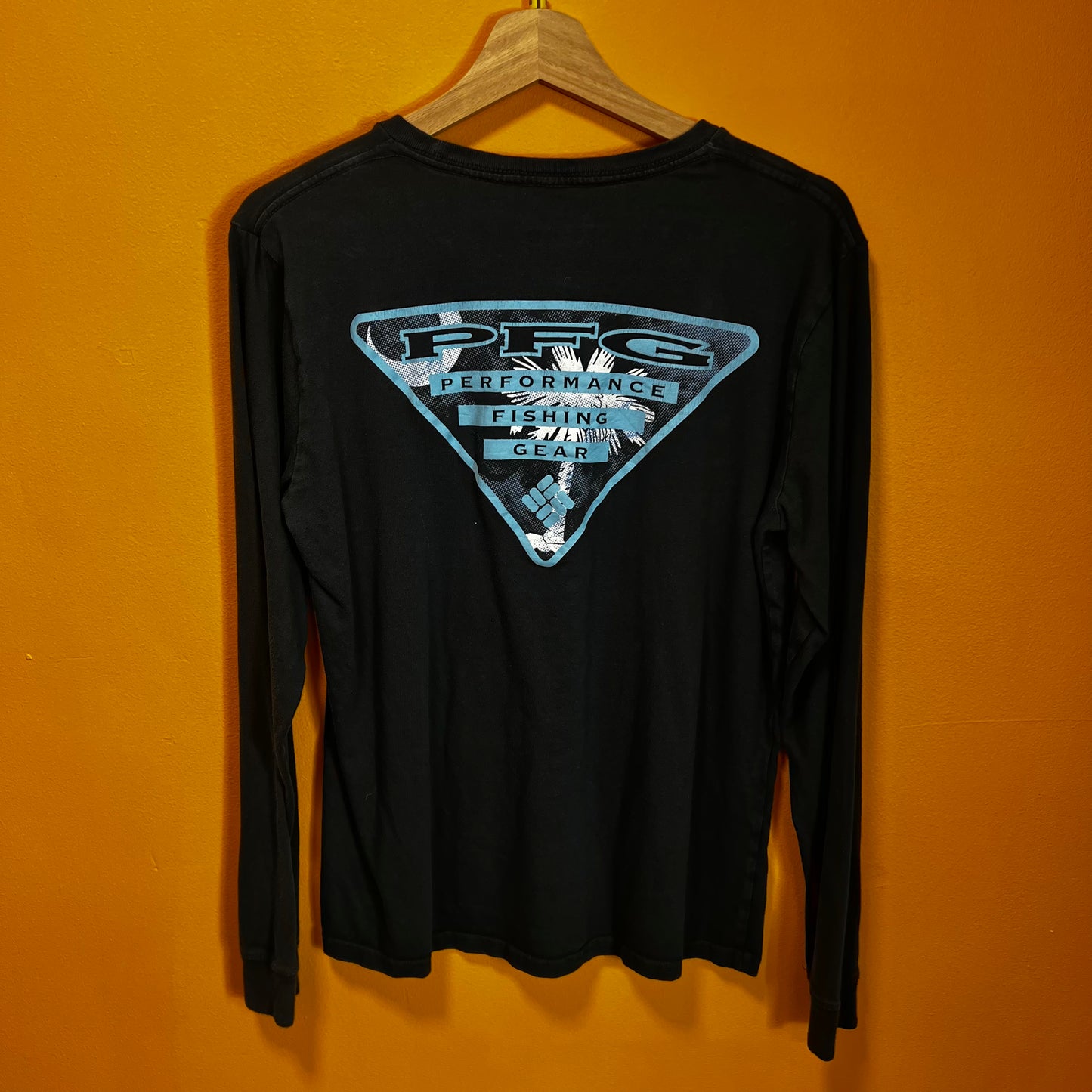 1259 Columbia PFG Graphic T-Shirt, Size Medium