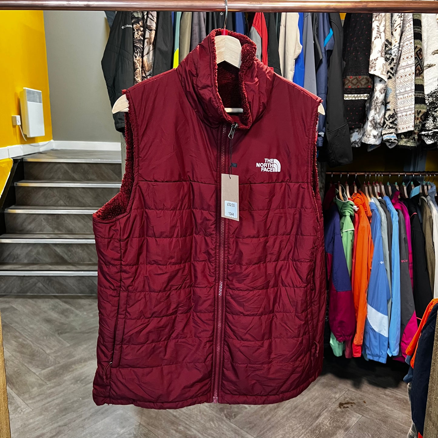 1044 The North Face Padded Gilet, Size Large