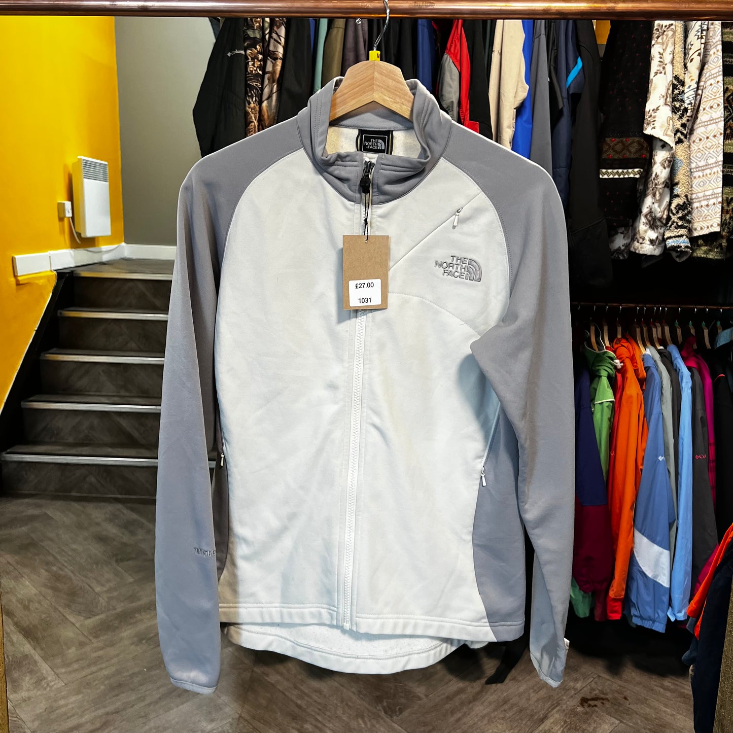 1031 North Face Soft Shell, Size Medium