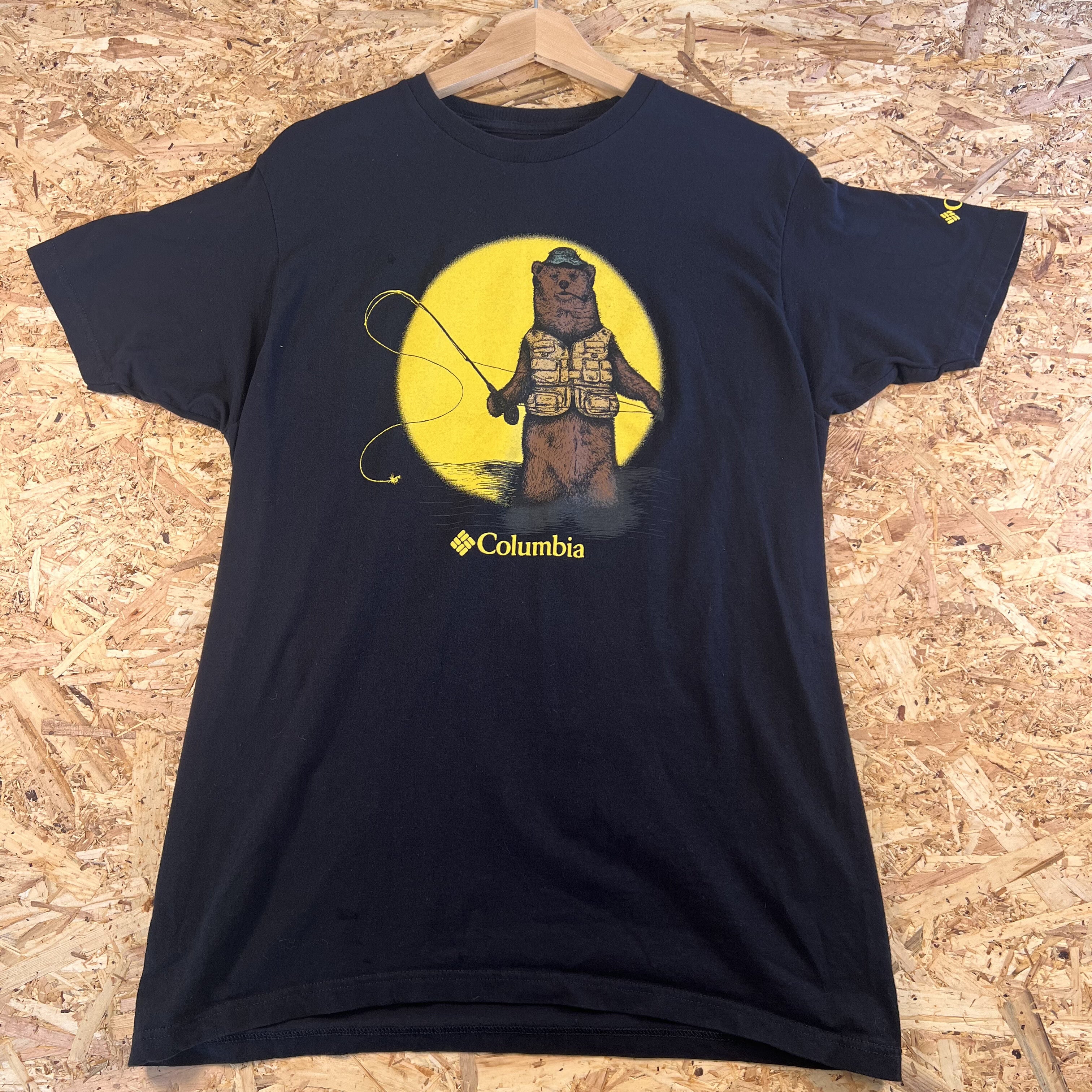 Mens Columbia Bear Fishing Graphic Tee L