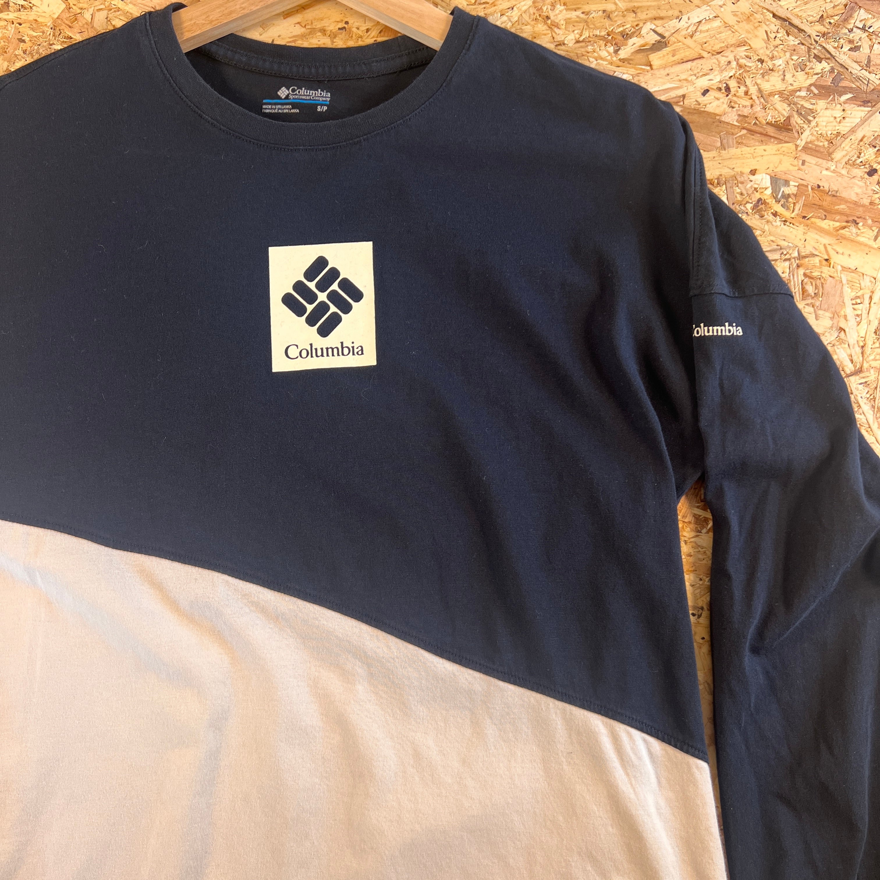 Womens Columbia Long Sleeve T-Shirt S
