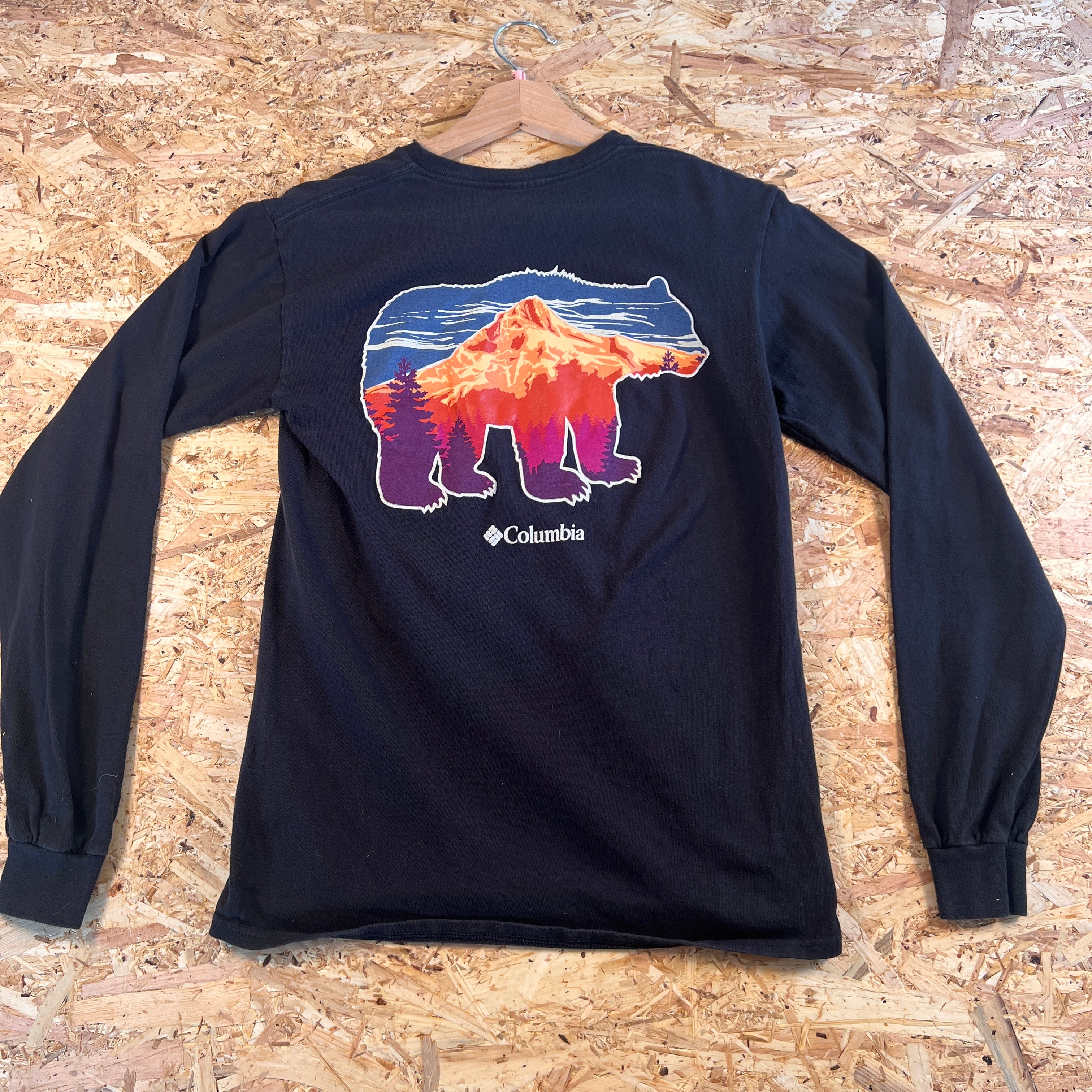 Men's Columbia Bear Graphic Long Sleeve T-Shirt S