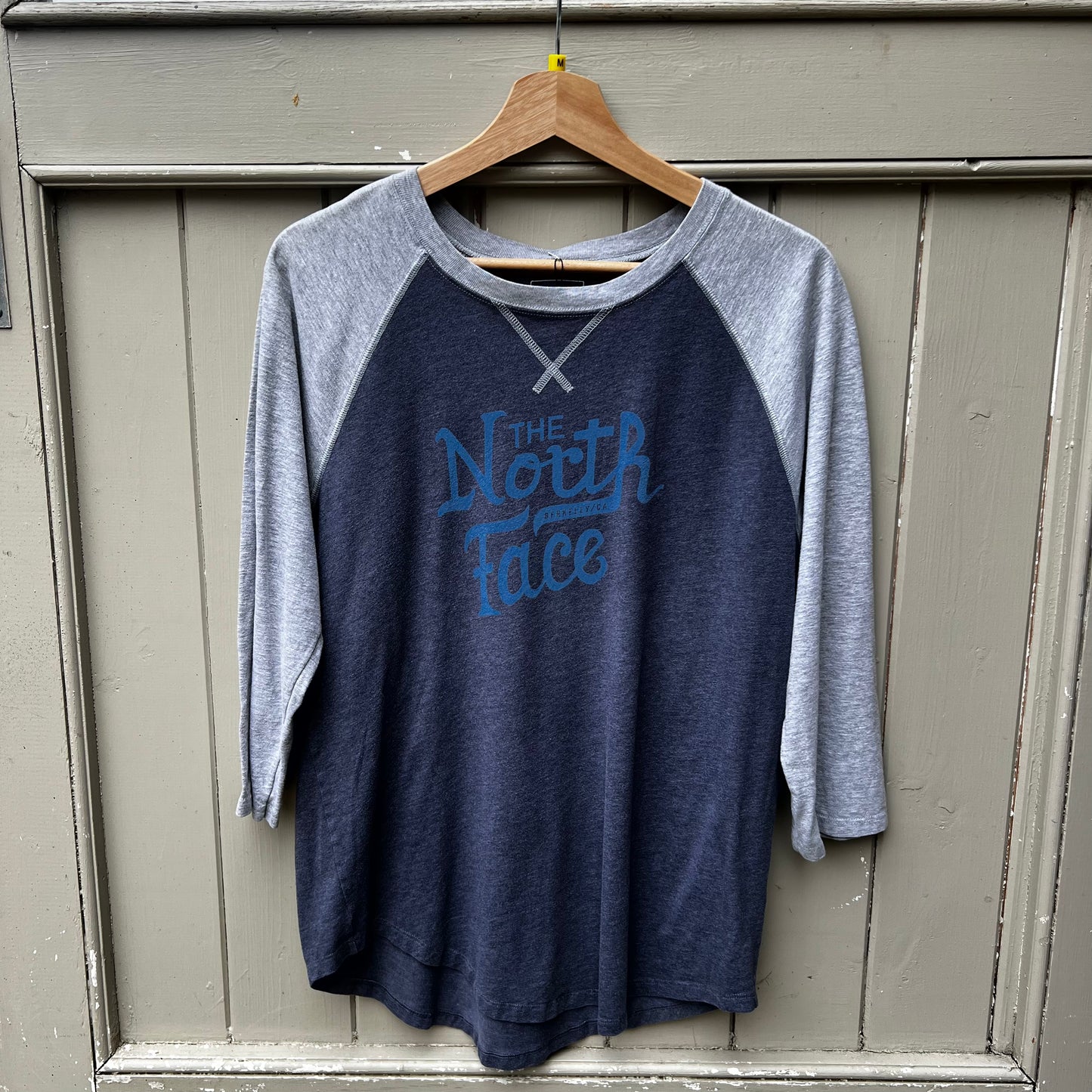 351 The North Face Long Sleeve Top, Size medium