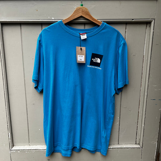 795 The North Face Logo T-Shirt, Size XL