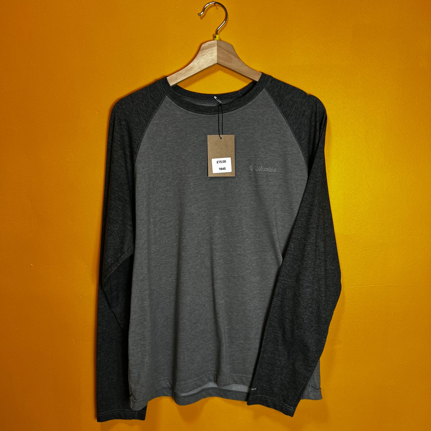 1645 Columbia Long Sleeve Top, Size Medium